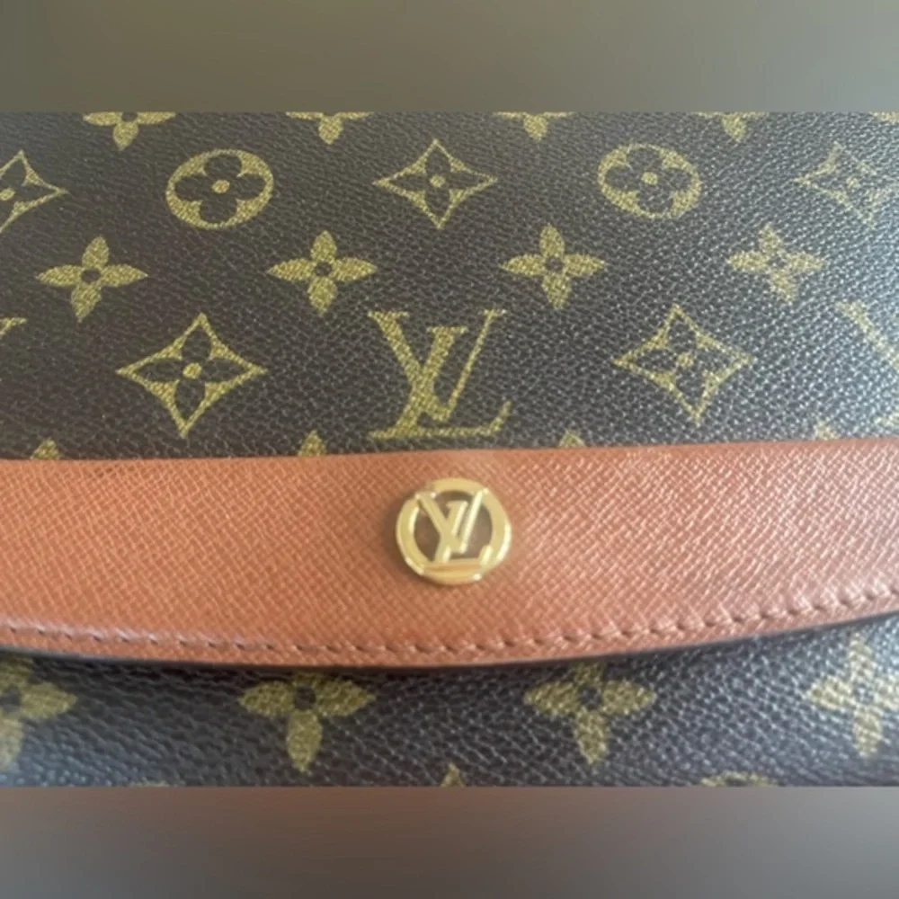 Vintage Louis‎ Vuitton Bordeaux Clutch / Crossbody